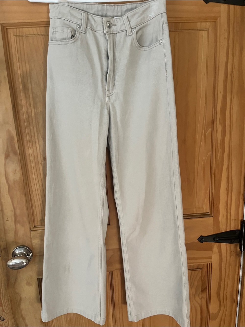 Divided Light Cream Wide-Leg Jeans